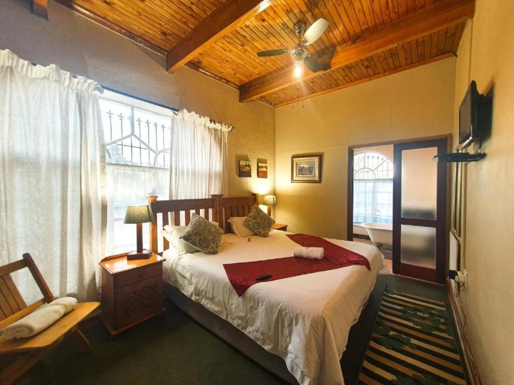 Just Tiffany Guest House & Conference Facility Potchefstroom Extérieur photo